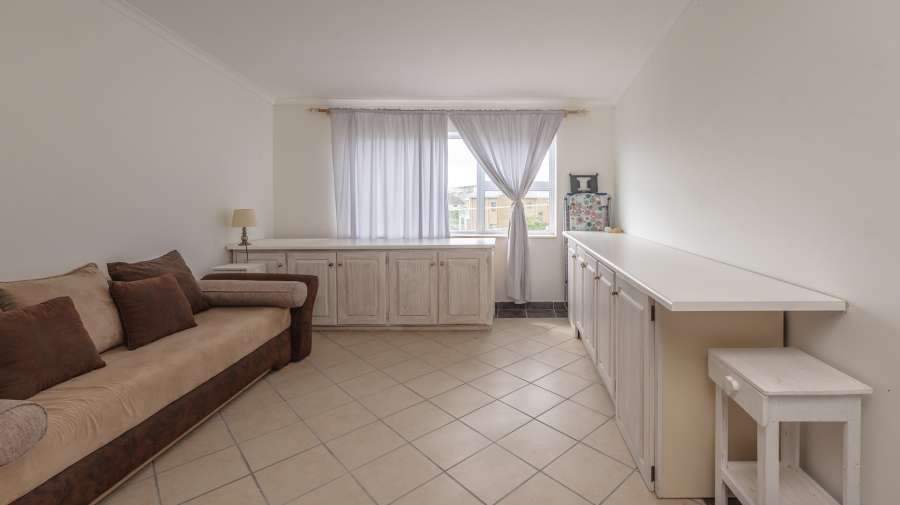 5 Bedroom Property for Sale in Suiderstrand Western Cape